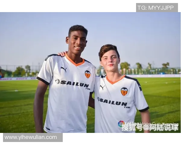 足球明星选择定居中国背后的故事与影响分析 足球明星选择定居中国背后的故事与影响分析